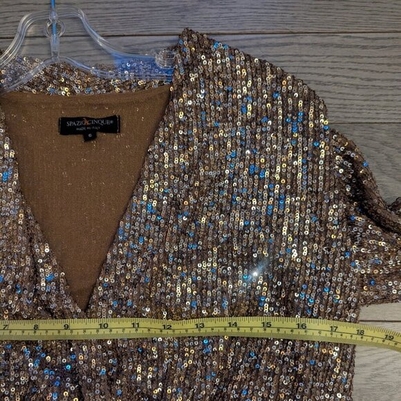 Spazio Cinque Shimmer V Neck Sequin Gold Bodysuit Italian made -BNWOT size Small - Picture 4 of 6